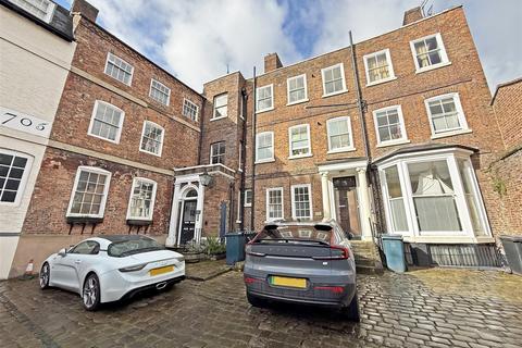 Rodney House, School Gardens, Shrewsbury 2 bed apartment for sale