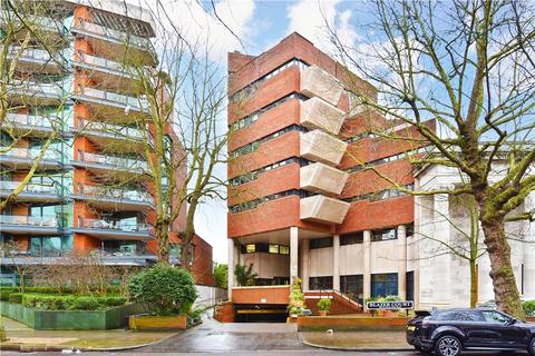 St. Johns Wood Road, London, NW8 2 bed flat for sale