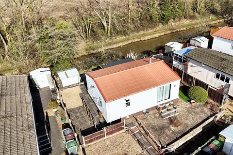 Mill Farm Park, Bulkington, Bedworth 2 bed mobile home for sale