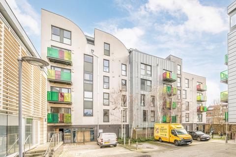 Bicycle Mews, London SW4 2 bed flat for sale