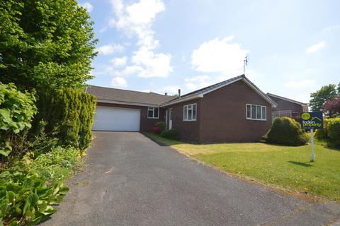 St Margarets Drive, Wellington 3 bed detached bungalow for sale