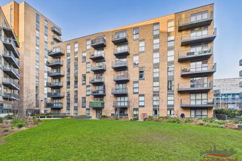 Lyon Road, Harrow 2 bed flat for sale