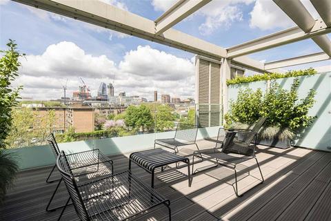 Hilary Mews, London SE1 3 bed terraced house for sale