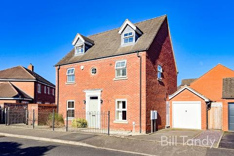 Allington Avenue, Lichfield, WS13 5 bed detached house for sale