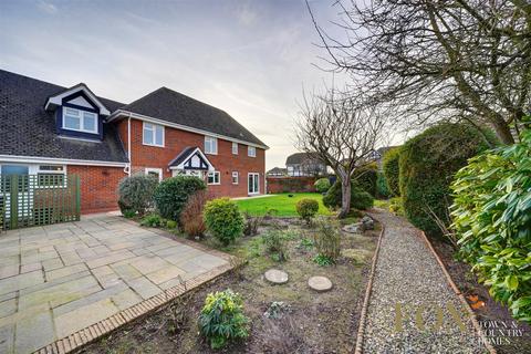 Nash Green, Malvern WR13 5 bed detached house for sale