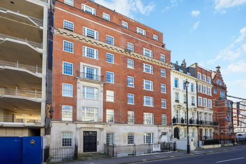 Buckingham Gate, London, SW1E 3 bed apartment for sale