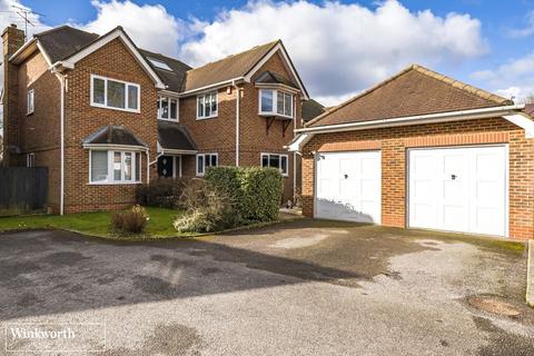 Viables Lane, Basingstoke, Hampshire... 6 bed detached house for sale