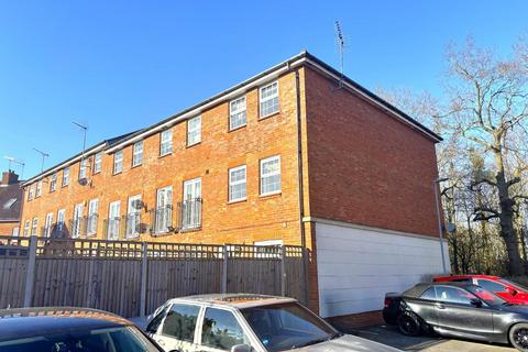 Merrick Close, Stevenage 3 bed end of terrace house for sale