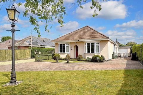 Chapel Lane, Langley, SO45 4 bed detached bungalow for sale