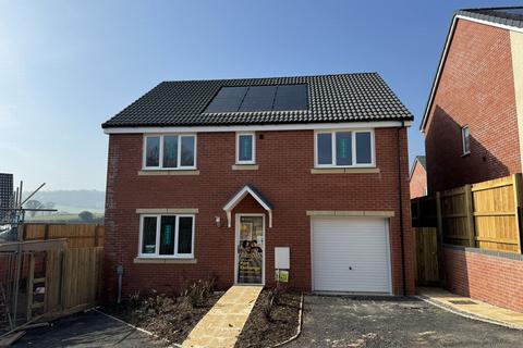 Exeter Road, Dawlish, EX7 5 bed detached house for sale