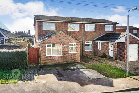 Childs Road, Hethersett, Norwich 4 bed semi