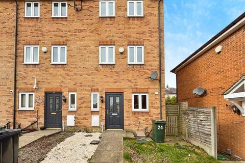 Cameron Grove, Eccleshill BD2 4 bed townhouse for sale