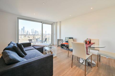 Seafarer Way, Rotherhithe, London, SE16 2 bed flat for sale