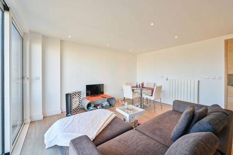 Seafarer Way, Rotherhithe, London, SE16 2 bed flat for sale
