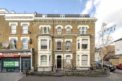 Churchfield Road, London W3 2 bed flat for sale
