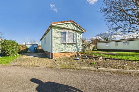 Quedgeley Court Park, Greenhill... 2 bed park home for sale