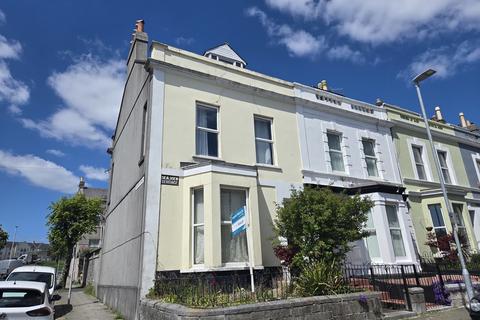 Sea View Terrace, Plymouth PL4 7 bed end of terrace house for sale