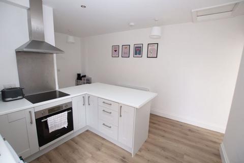 FLAT 2, QUEENS PARADE, CLEETHORPES 1 bed flat for sale