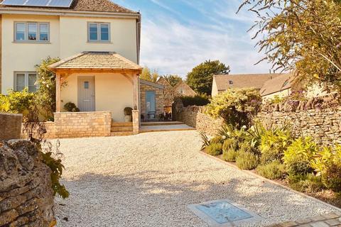Main Street, Chipping Norton OX7 4 bed semi