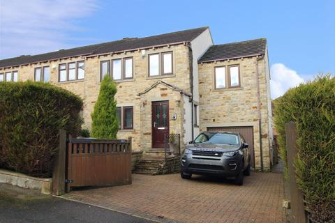 Rose Meadows, Keighley, BD22 4 bed end of terrace house for sale