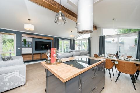 Reeds Bay, Ribby Hall Village, Wrea... 3 bed lodge for sale