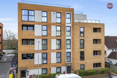 Upton Place, Watford WD18 1 bed apartment for sale