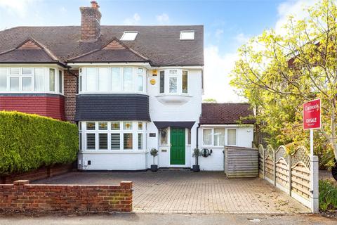 4 bedroom semi-detached house for sale