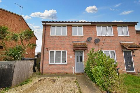 Wrentham Avenue, Herne Bay CT6 3 bed semi