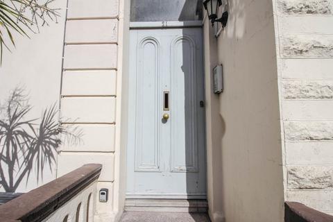 Upper Church Road, Weston