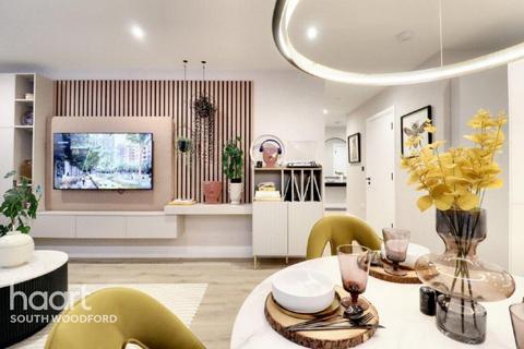 Evergreen Point, E16 3 bed apartment for sale