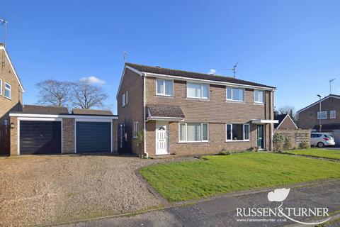Folly Grove, King's Lynn PE30 4 bed semi