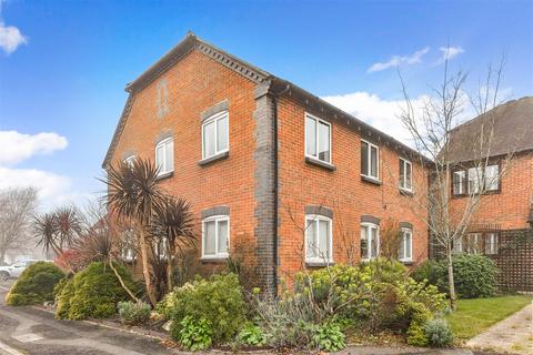 Graffham Close, Chichester 2 bed apartment for sale