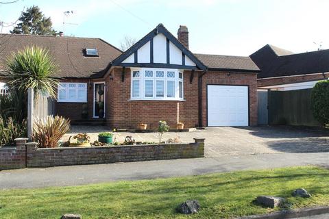 Oulton Crescent, Potters Bar EN6 3 bed semi
