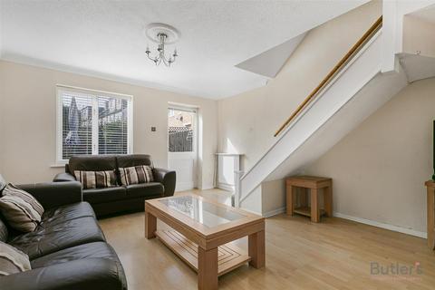 Sutton Common Road, Sutton 2 bed house for sale