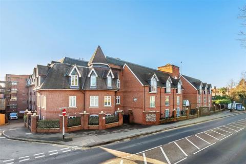 ROYAL SWAN QUARTER, LEATHERHEAD, KT22 1 bed apartment for sale