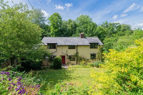 Llandyssil, Montgomery SY15 3 bed cottage for sale