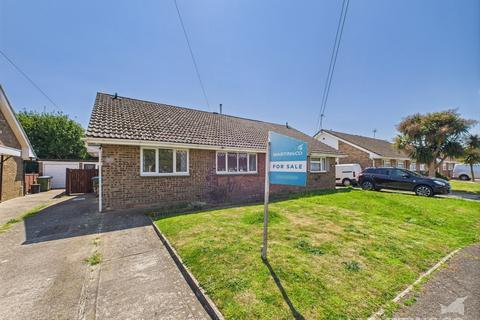Stroud Green Drive, Bognor Regis 2 bed detached bungalow for sale