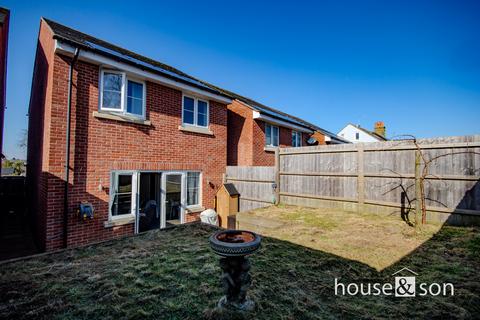 Ellen Place, Poole 3 bed detached house