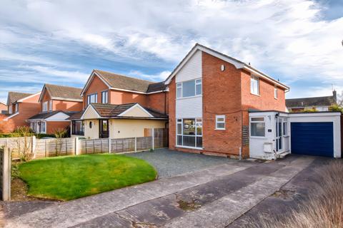 Glendon Close, Market Drayton 3 bed detached house for sale