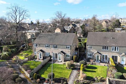 Broomfield Avenue, Halifax HX3 2 bed apartment for sale