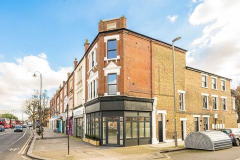 Mitcham Road, Tooting SW17 2 bed flat for sale