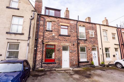 Blenheim Terrace, Batley, WF17 4 bed terraced house for sale
