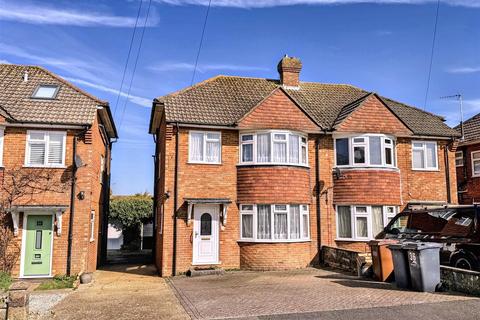 Hailsham Road, Polegate 3 bed semi