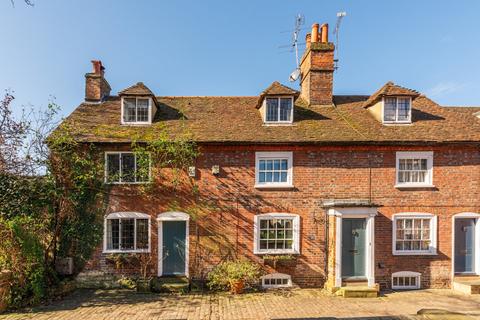 St Marys Square, Aylesbury... 3 bed end of terrace house for sale