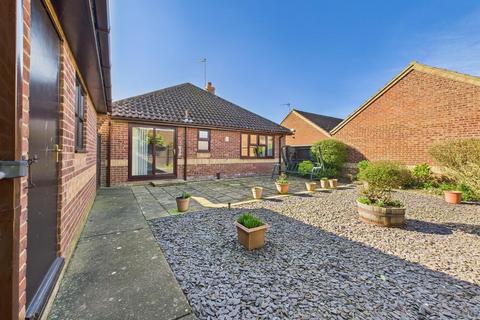 Woodfield Road, Holt 2 bed detached bungalow for sale