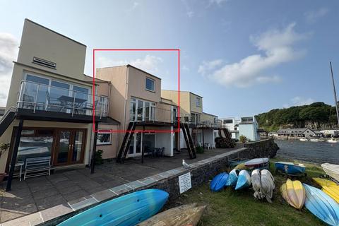 South Snowdon Wharf, Porthmadog 2 bed apartment for sale