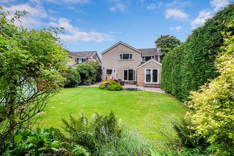 Ray Park Road, Maidenhead SL6 4 bed detached house for sale