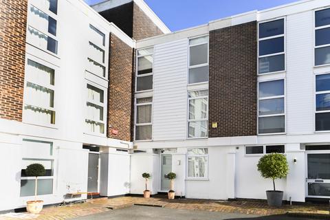 Hawtrey Road, Primrose Hill, London NW3 4 bed townhouse for sale