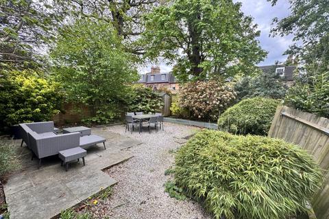 Tierney Road, London, Greater London... 1 bed flat for sale