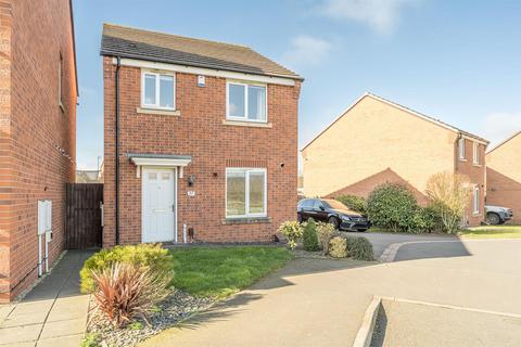 Pullman Drive, Kingswinford, DY6 7BE 3 bed detached house for sale